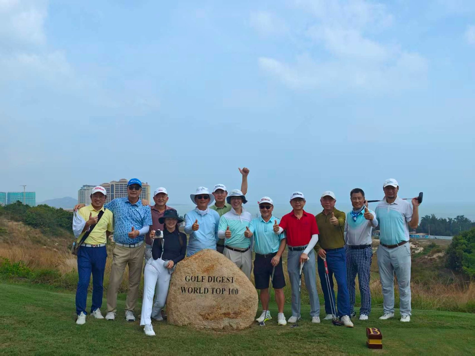TOUR GOLF CHO DOANH NHÂN